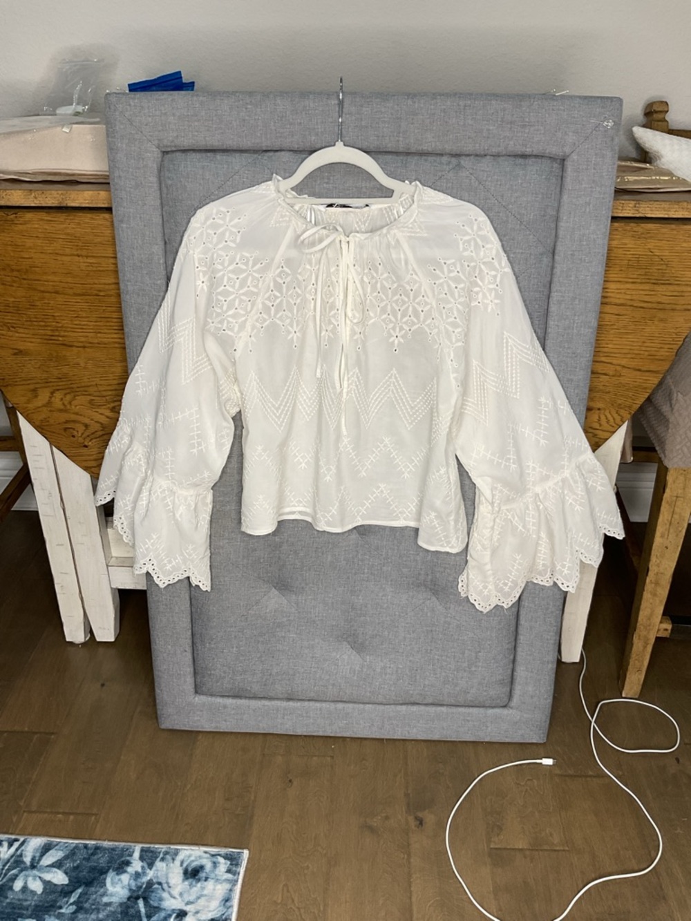 Zara White Embroidered Eyelet Bell Sleeve Boho Blouse NWT XS - Picture 4 of 10